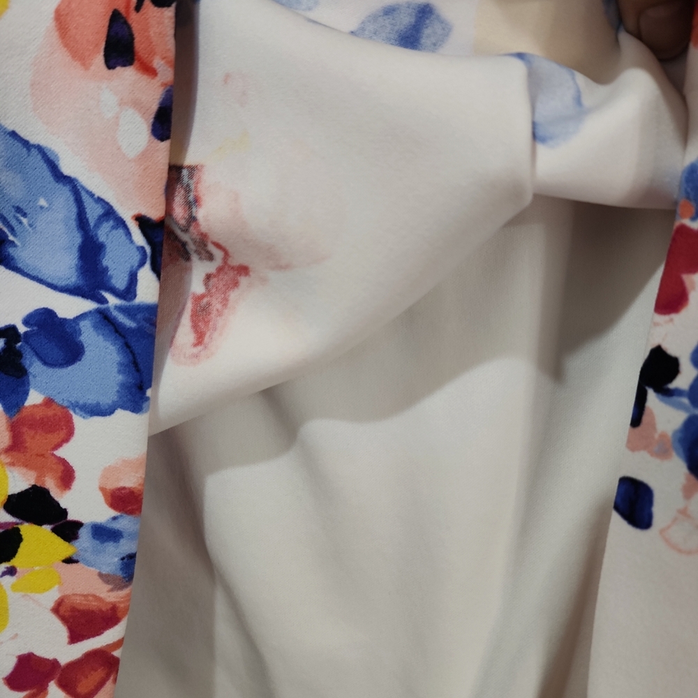 Tahari Floral print Dress size 6 - Picture 5 of 8